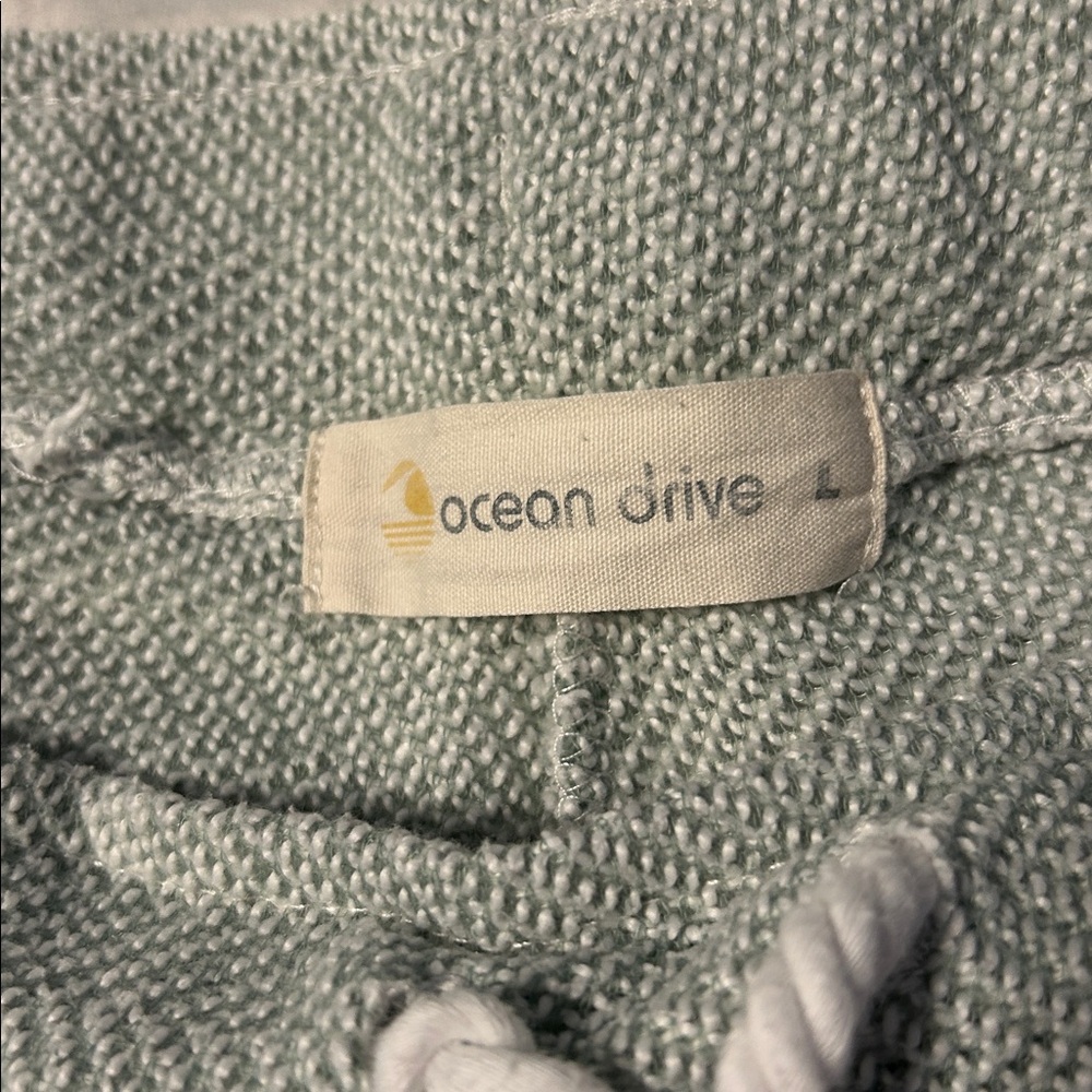 Ocean Drive Large Green Galveston Island Textured Shorts - Picture 4 of 10
